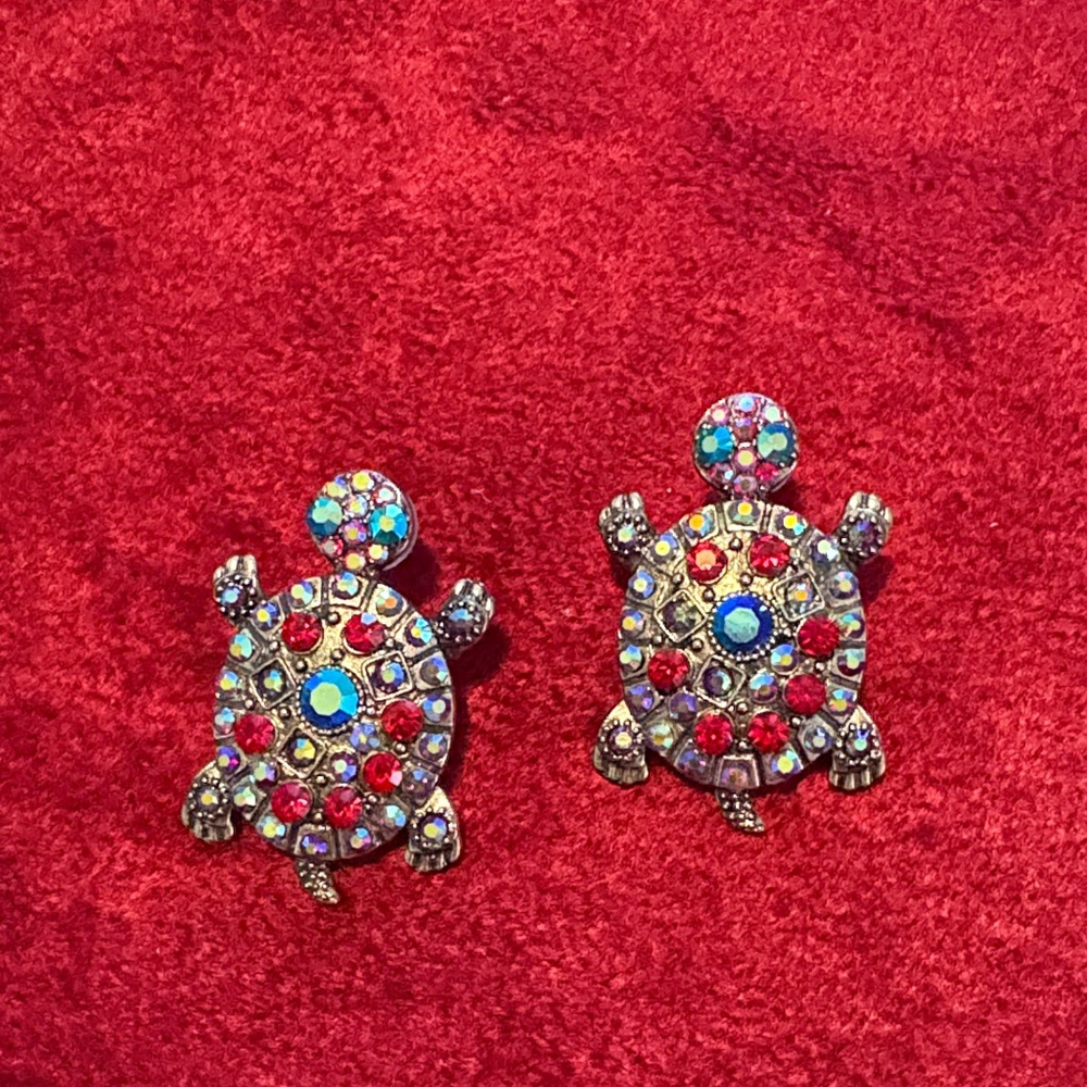 Colorful Turtle Rhinestone pierced Earrings new never worn crystals